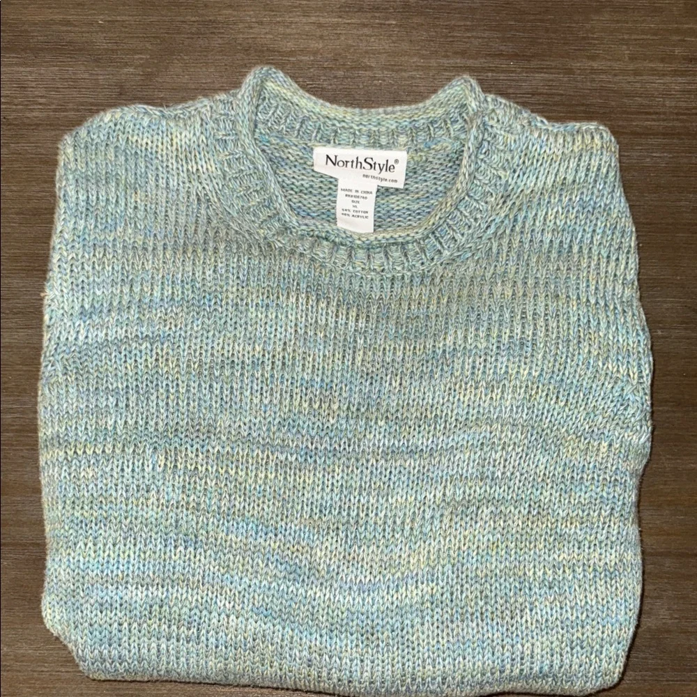 NorthStyle Sweater - Picture 2 of 4